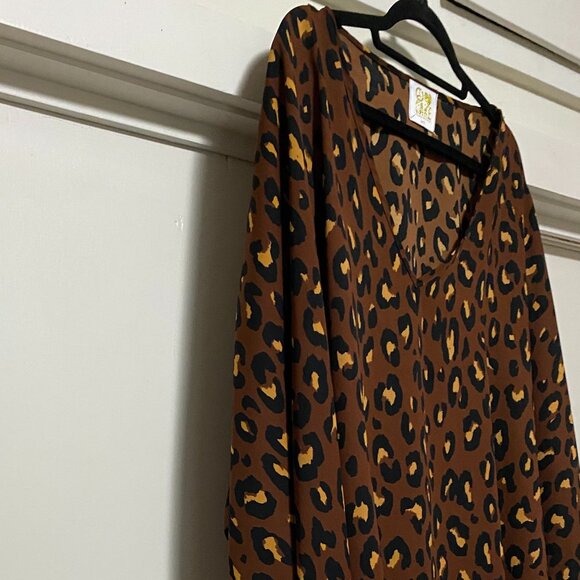 Peace, Love, Cake, brown, animal print, poncho style tunic, size XL - Picture 3 of 7
